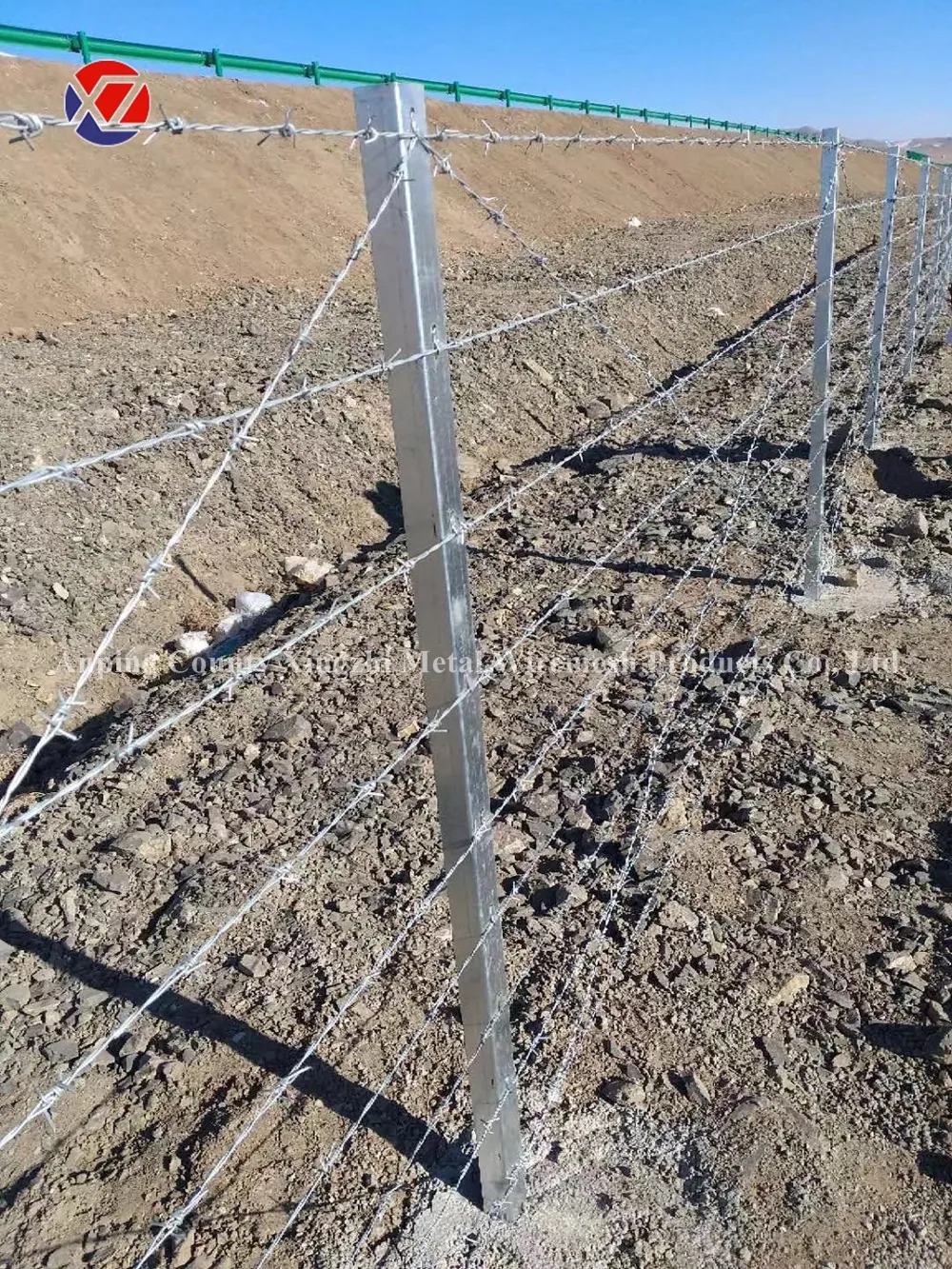 china pvc coated welded mesh fence