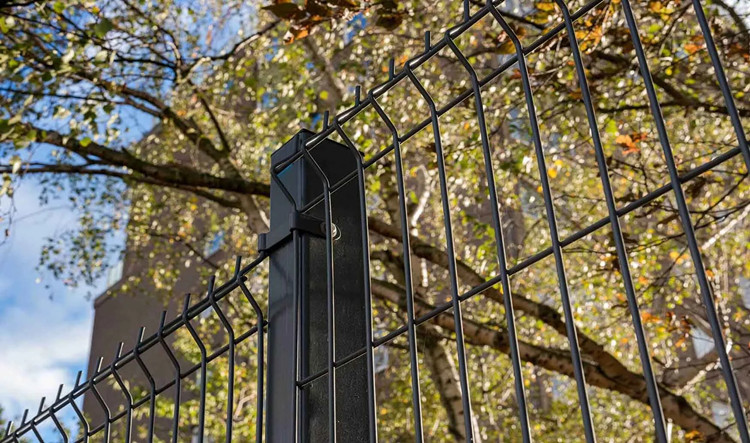 temporary security fence