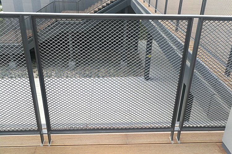 sturdy temporary fencing